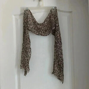 *Free With Purchase*Leopard print scarf